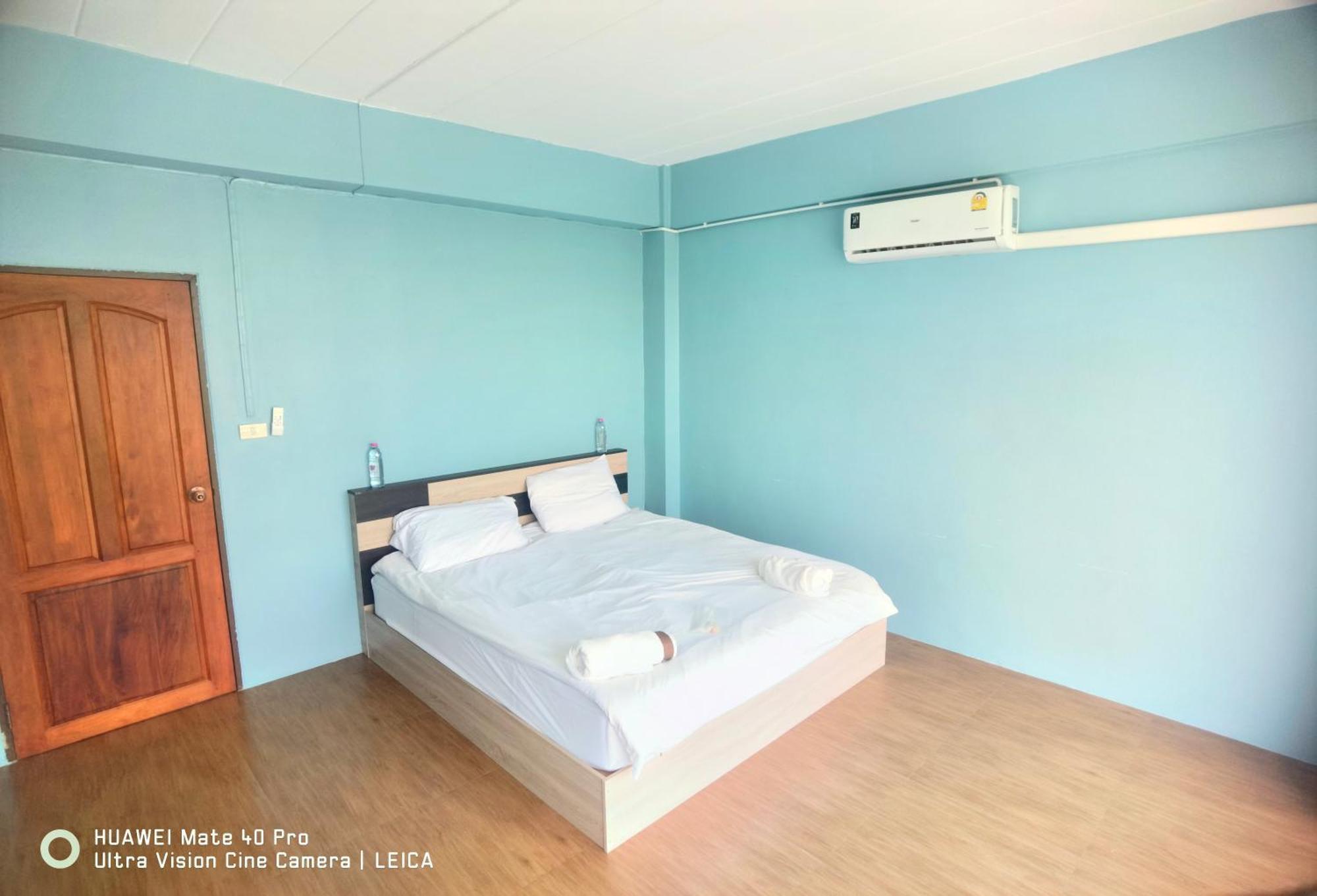 115 Townhouse 호텔 Ban Khlong Krang 외부 사진