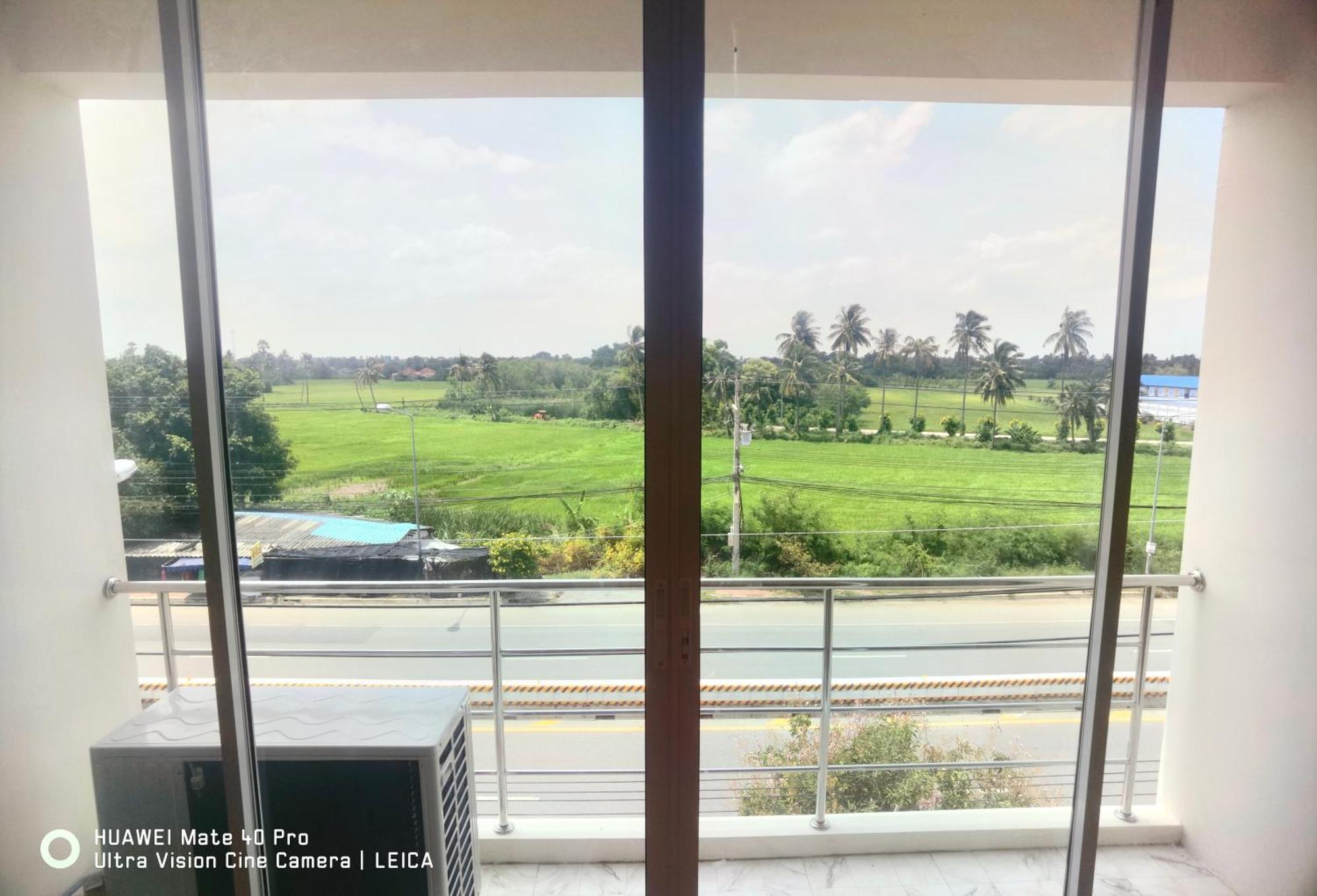 115 Townhouse 호텔 Ban Khlong Krang 외부 사진