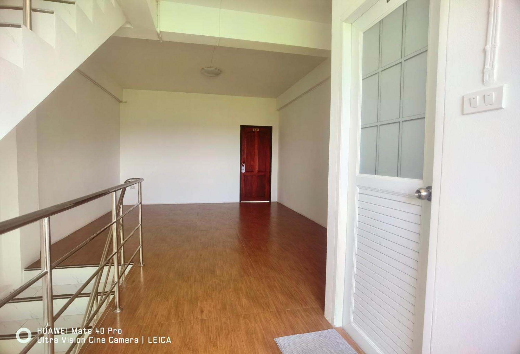 115 Townhouse 호텔 Ban Khlong Krang 외부 사진