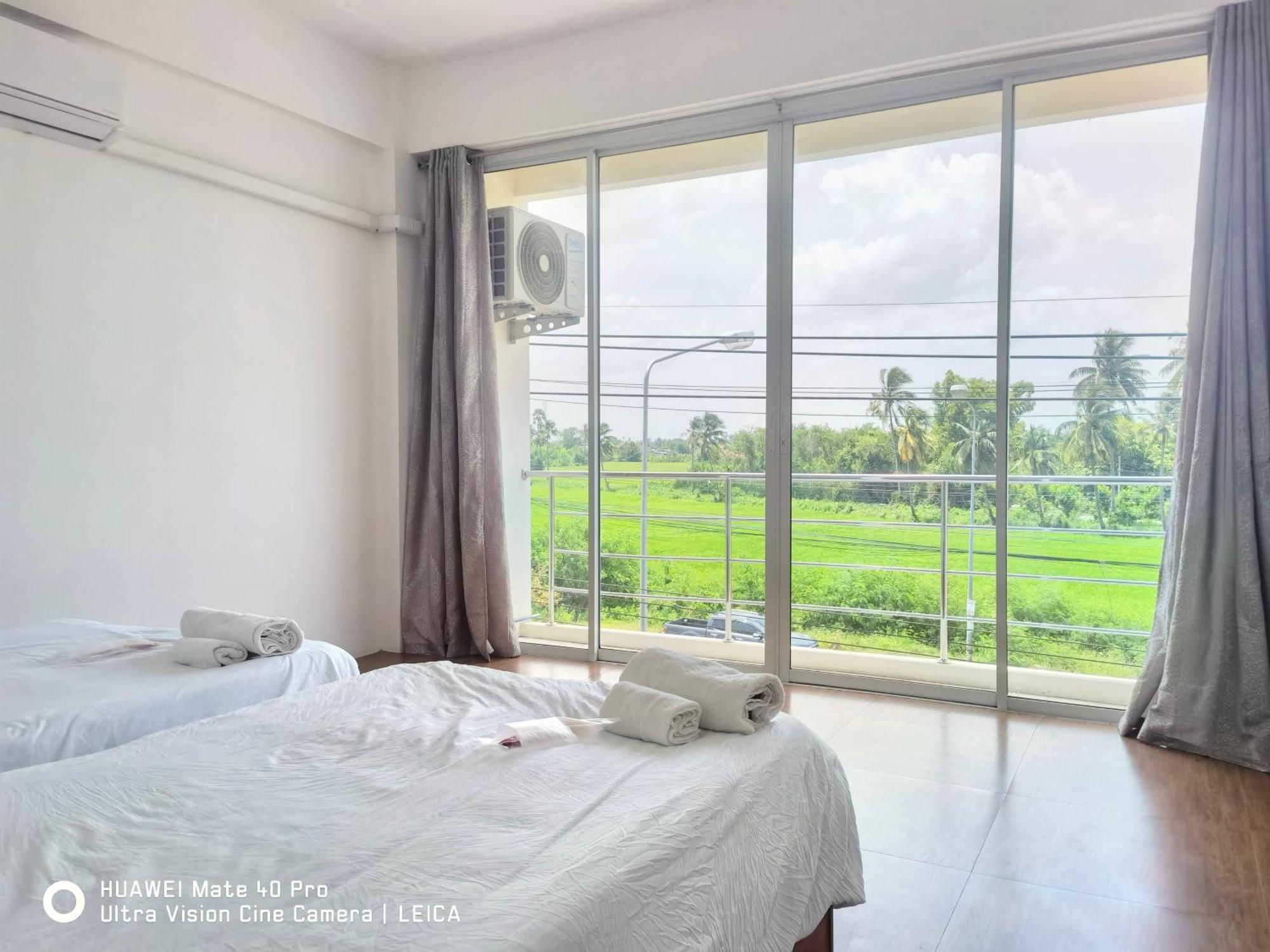 115 Townhouse 호텔 Ban Khlong Krang 외부 사진