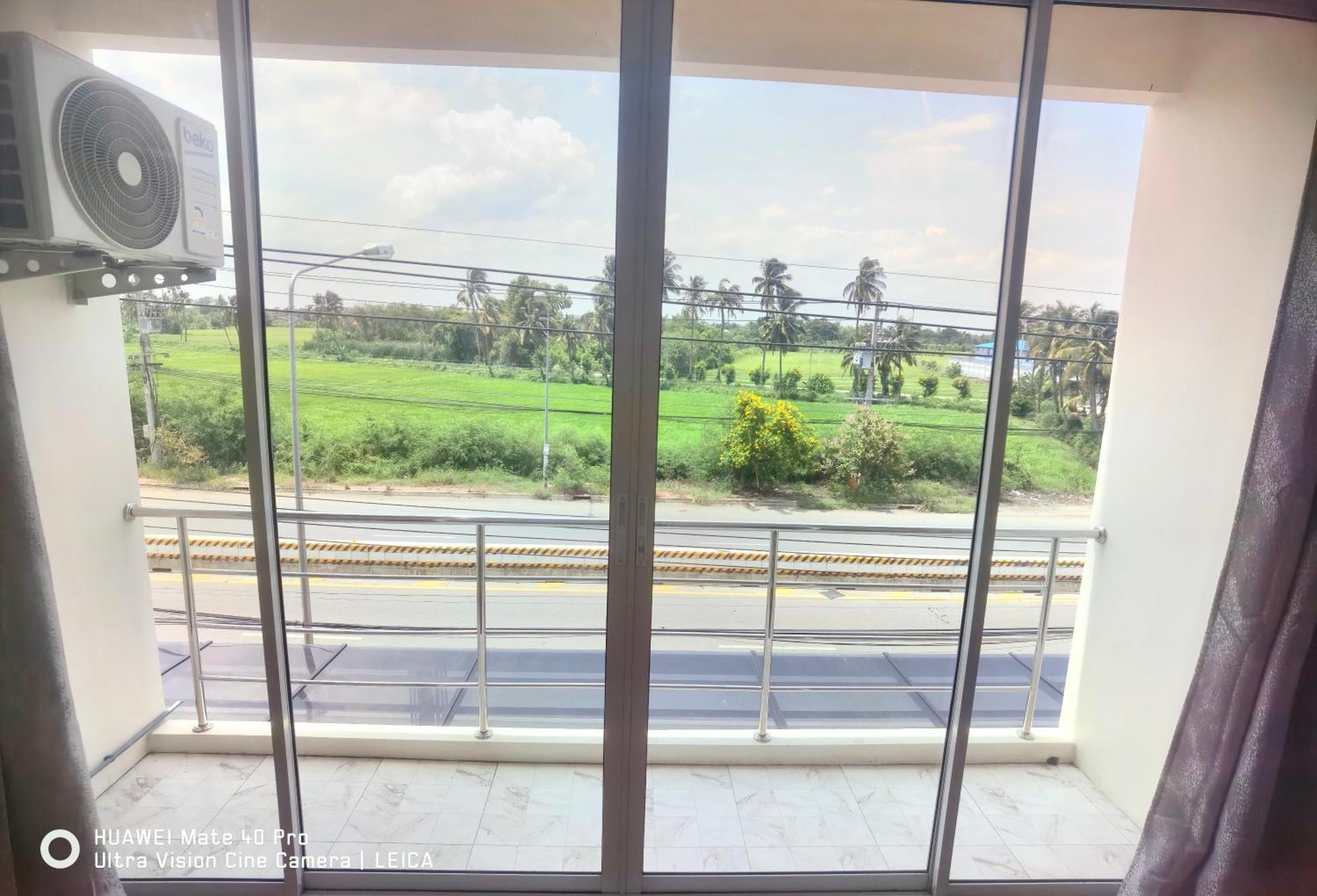 115 Townhouse 호텔 Ban Khlong Krang 외부 사진
