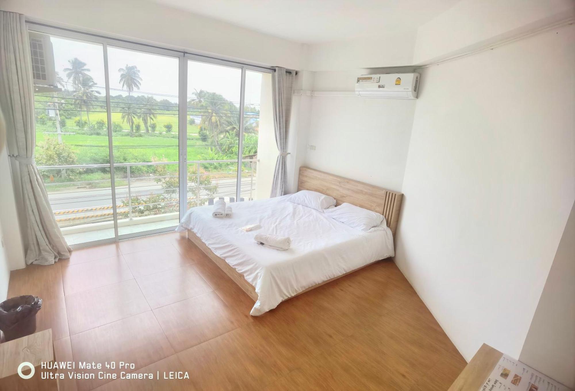 115 Townhouse 호텔 Ban Khlong Krang 외부 사진