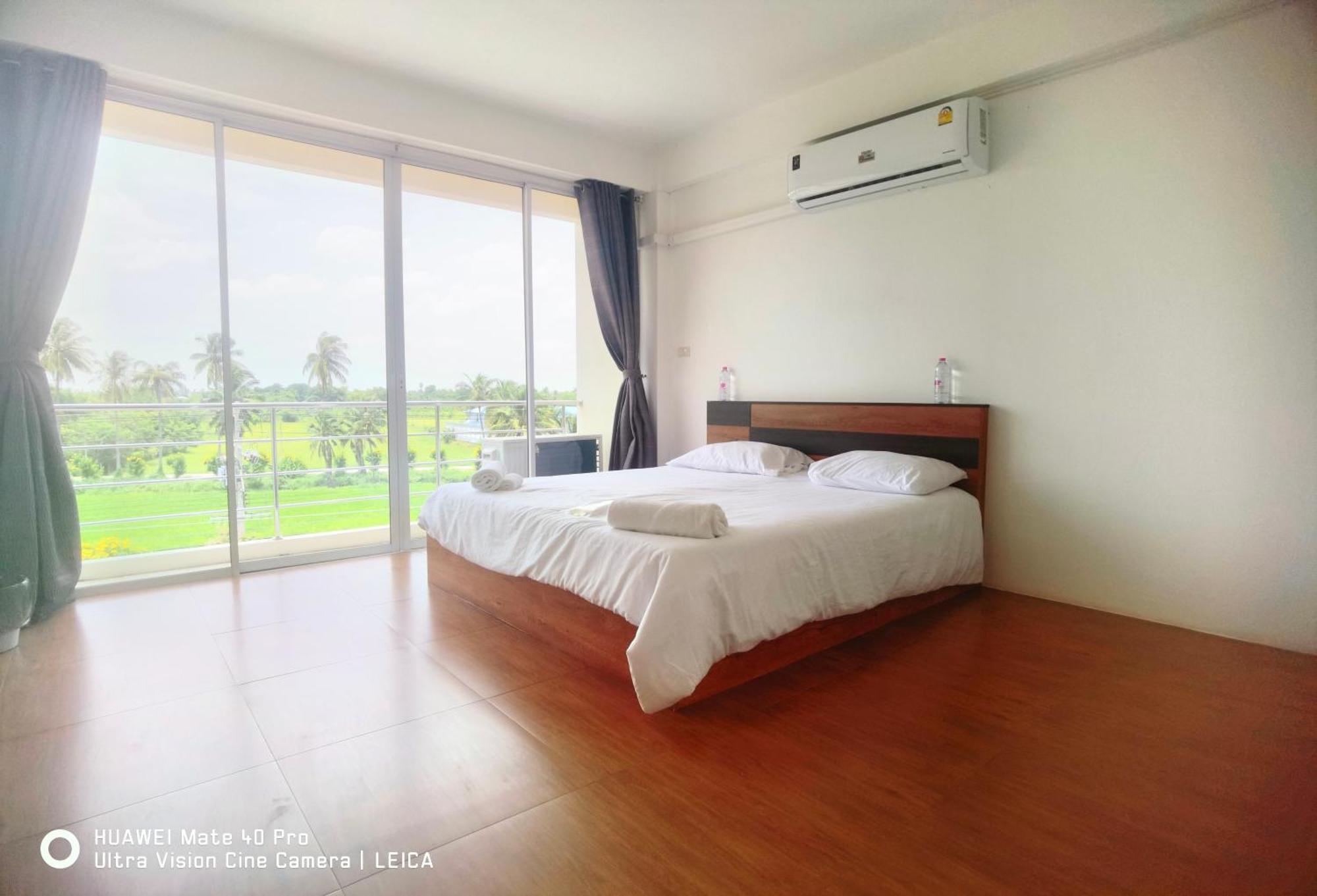 115 Townhouse 호텔 Ban Khlong Krang 외부 사진
