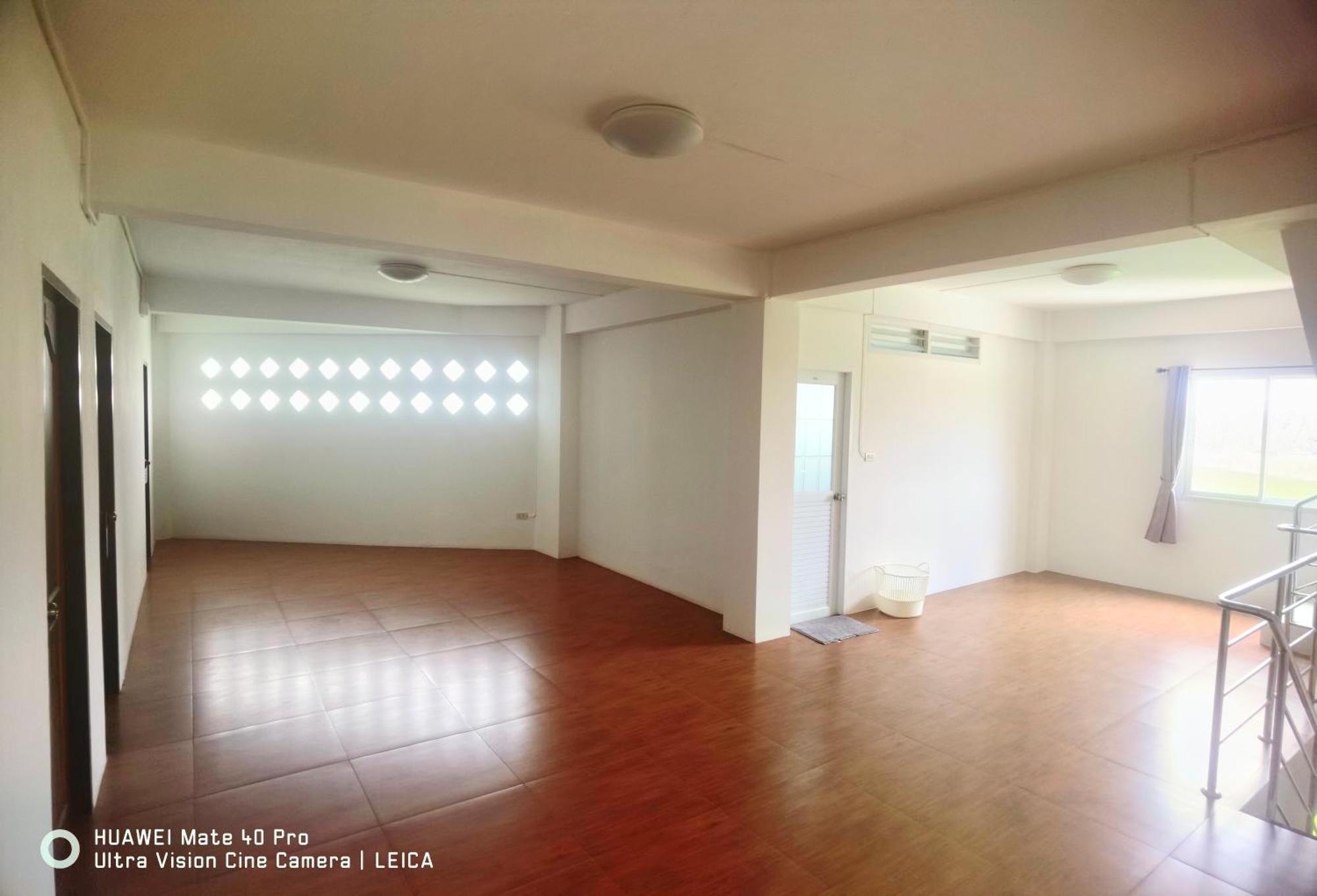 115 Townhouse 호텔 Ban Khlong Krang 외부 사진