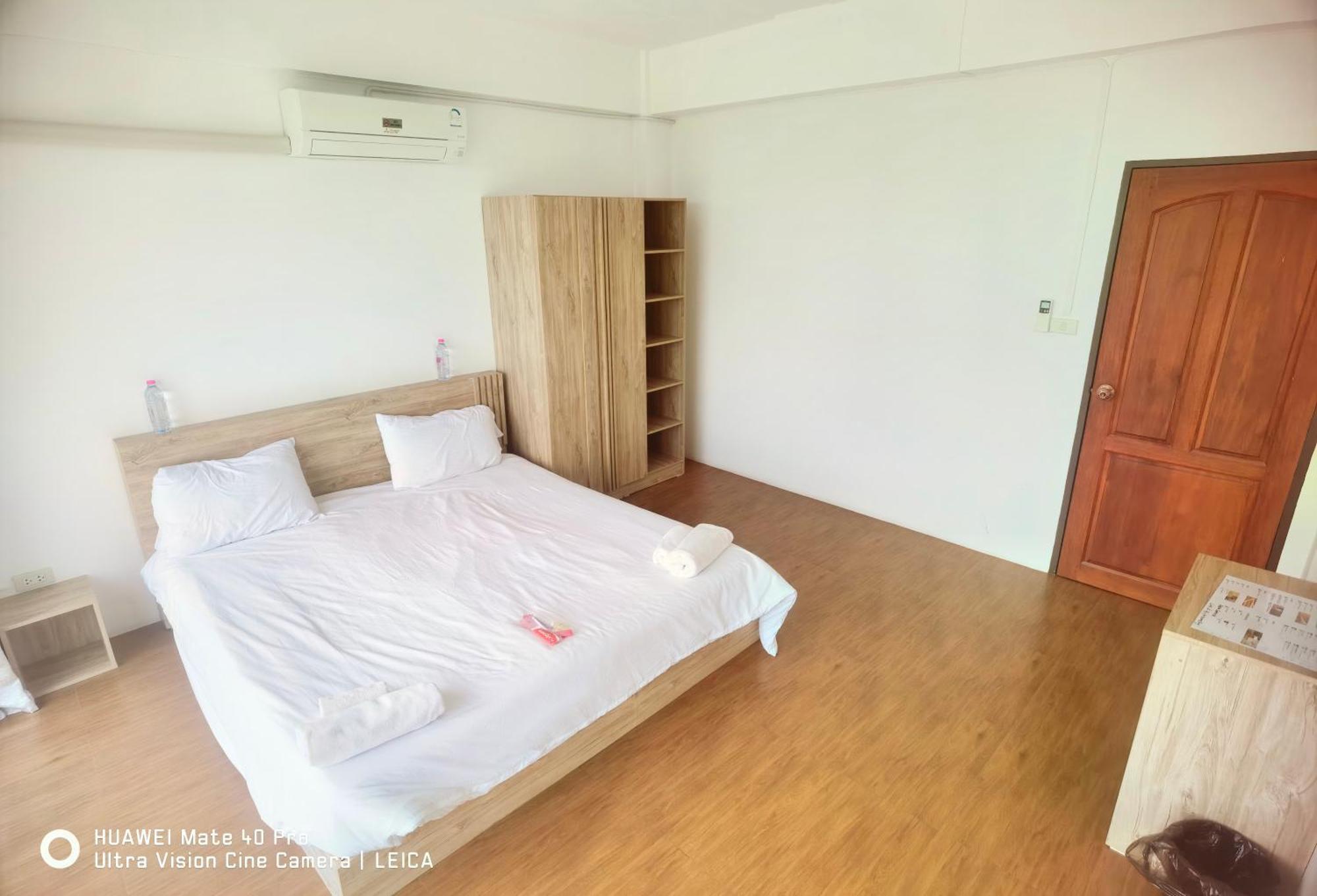 115 Townhouse 호텔 Ban Khlong Krang 외부 사진
