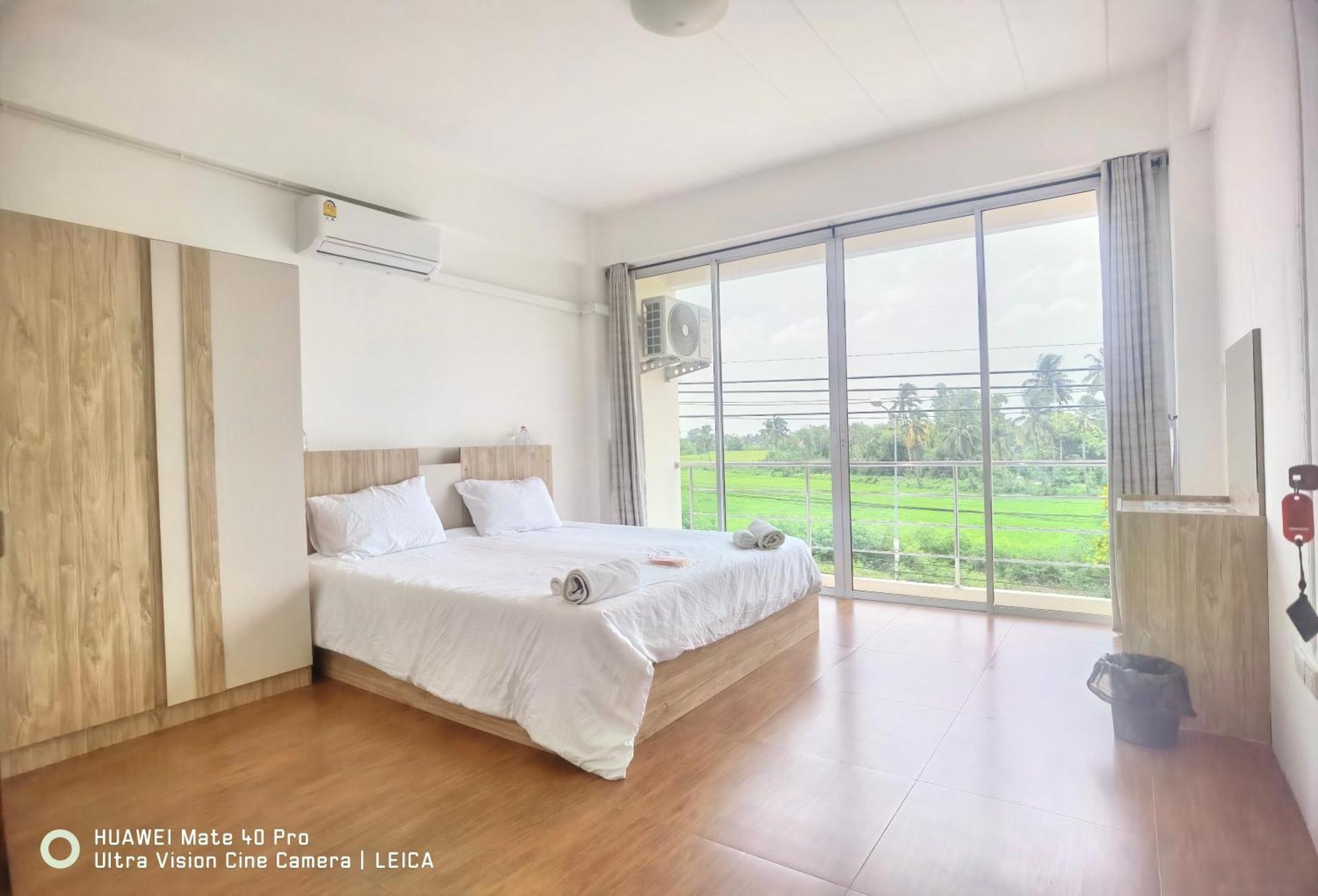 115 Townhouse 호텔 Ban Khlong Krang 외부 사진