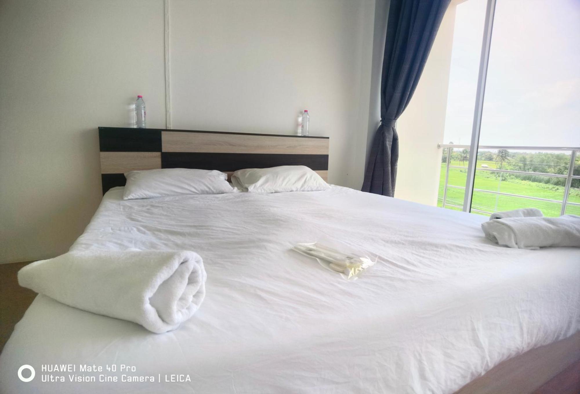 115 Townhouse 호텔 Ban Khlong Krang 외부 사진