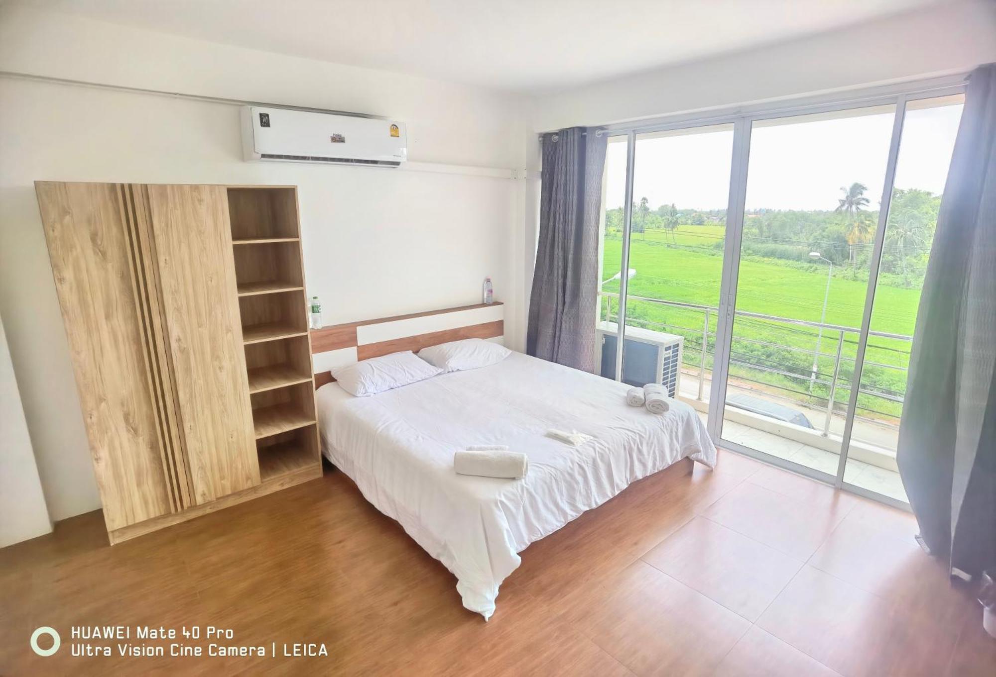 115 Townhouse 호텔 Ban Khlong Krang 외부 사진