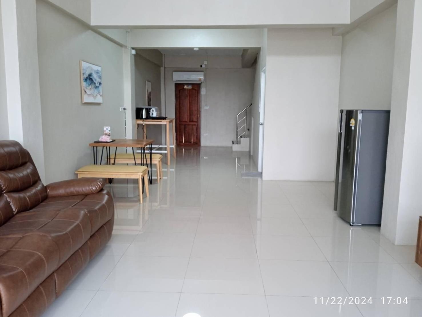 115 Townhouse 호텔 Ban Khlong Krang 외부 사진